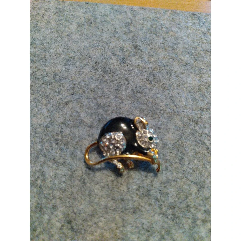 Vintage Crystal Mouse Brooch Pin Gold-Tone Black Enamel Rhinestone Animal Jewelr